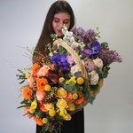 Баскета: корзина с цветами за 17990. Доставка в Санкт-Петербурге - Фотография 8