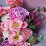 Пока ты спал: пионовидные розы, ажурный лизиантус и другие свежие цветы в Санкт-Петербурге - Фотография 4