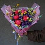 Я, ты, ночь, луна: коралловые пионы, космическая краспедия, загадочная эустома в Санкт-Петербурге - Фотография 6