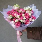 Этим летом: дуо-букет пионовидных роз и кружевной эустомы в Санкт-Петербурге - Фотография 2