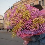 Ямайское облако: объёмный букет розовой и лимонной гипсофилы - Фотография 10