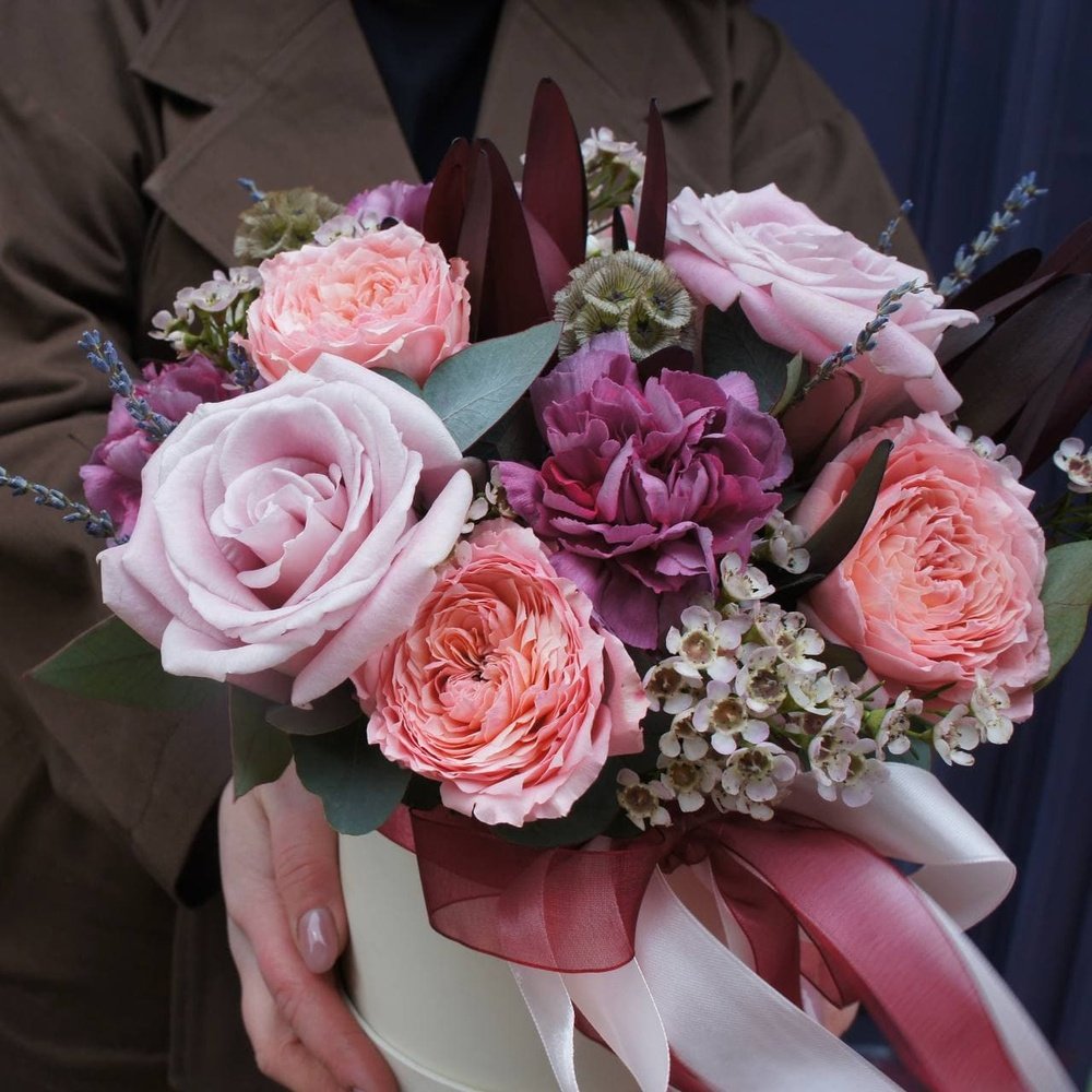 Клайд: пионовидные розы, ароматная маттиола, ваксфлаур и другие цветы