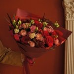 Этиметей: пионовидные розы, альстромерия и бронзовые ветви эвкалипта в Санкт-Петербурге - Фотография 14