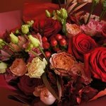 Этиметей: пионовидные розы, альстромерия и бронзовые ветви эвкалипта в Санкт-Петербурге - Фотография 8