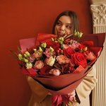 Этиметей: пионовидные розы, альстромерия и бронзовые ветви эвкалипта в Санкт-Петербурге - Фотография 15