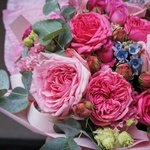 Принцесса Мононоке: розовые пионовидные розы, твидия и лизиантус в Санкт-Петербурге - Фотография 8