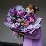 Фазы Луны: маттиола, пионовидные розы и другие сезонные цветы в Санкт-Петербурге - Фотография 2