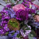 Фазы Луны: маттиола, пионовидные розы и другие сезонные цветы в Санкт-Петербурге - Фотография 4