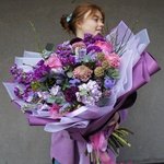 Фазы Луны: маттиола, пионовидные розы и другие сезонные цветы в Санкт-Петербурге - Фотография 1