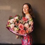 Попурри: пионовидные розы, фактурная гвоздика и другие цветы в Санкт-Петербурге - Фотография 8