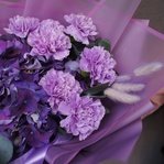 Неоновая ночь: гортензия, лунная гвоздика и ароматный эвкалипт в Санкт-Петербурге - Фотография 9