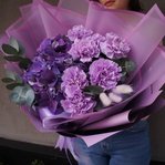 Неоновая ночь: гортензия, лунная гвоздика и ароматный эвкалипт в Санкт-Петербурге - Фотография 6