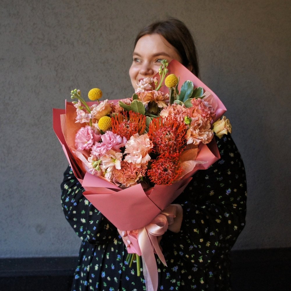 Нутанталиолли: букет тропических цветов