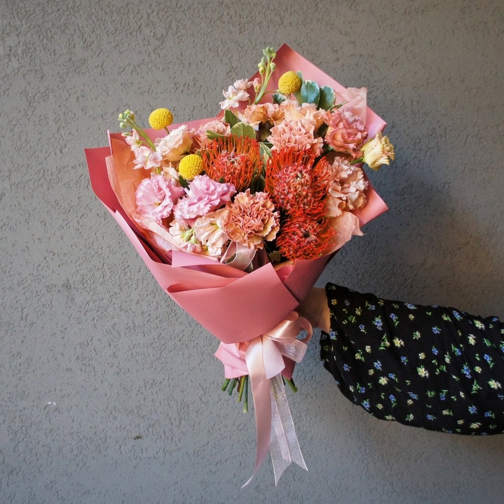 Нутанталиолли: букет тропических цветов