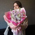 Ароматные цветы недорого: фактурная маттиола микс. Доставка букета в Санкт-Петербурге - Фотография 1