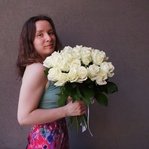 Розы белые недорого: 25 цветков, высота 50 см. Доставка роз в Санкт-Петербурге круглосуточно - Фотография 1