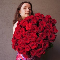 Букет «Красные розы недорого: 51 цветок, высота 50 см» Букет «Красные розы недорого: 51 цветок, высота 50 см»