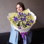 Ирисы и ромашки недорого: летний полевой букет. Доставка в Санкт-Петербурге круглосуточно - Фотография 11