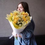 Альстромерия и ромашки недорого в Санкт-Петербурге - Фотография 5