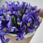 Букет синих ирисов: 15 цветков с оформлением недорого в Санкт-Петербурге - Фотография 2