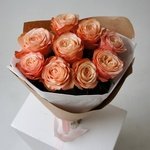 Пионовидные розы Кахала: 9 цветков с оформлением в Санкт-Петербурге - Фотография 3