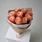 Пионовидные розы Кахала: 9 цветков с оформлением в Санкт-Петербурге - Фотография 10