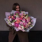 Самый лучший букет: пионы, пионовидные розы и другие цветы в Санкт-Петербурге - Фотография 4