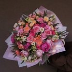 Самый лучший букет: пионы, пионовидные розы и другие цветы в Санкт-Петербурге - Фотография 12