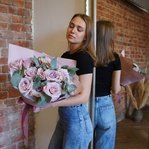 Фактурная роза Фейт и ароматный эвкалипт в Санкт-Петербурге - Фотография 1