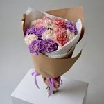 Гвоздика микс в крафте: 15 цветков недорого в Санкт-Петербурге - Фотография 1