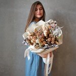 Беатриче: букет из сухоцветов в бронзово-медовых оттенках. Доставка сухоцветов в Санкт-Петербурге. Круглосуточно и ежедневно - Фотография 4