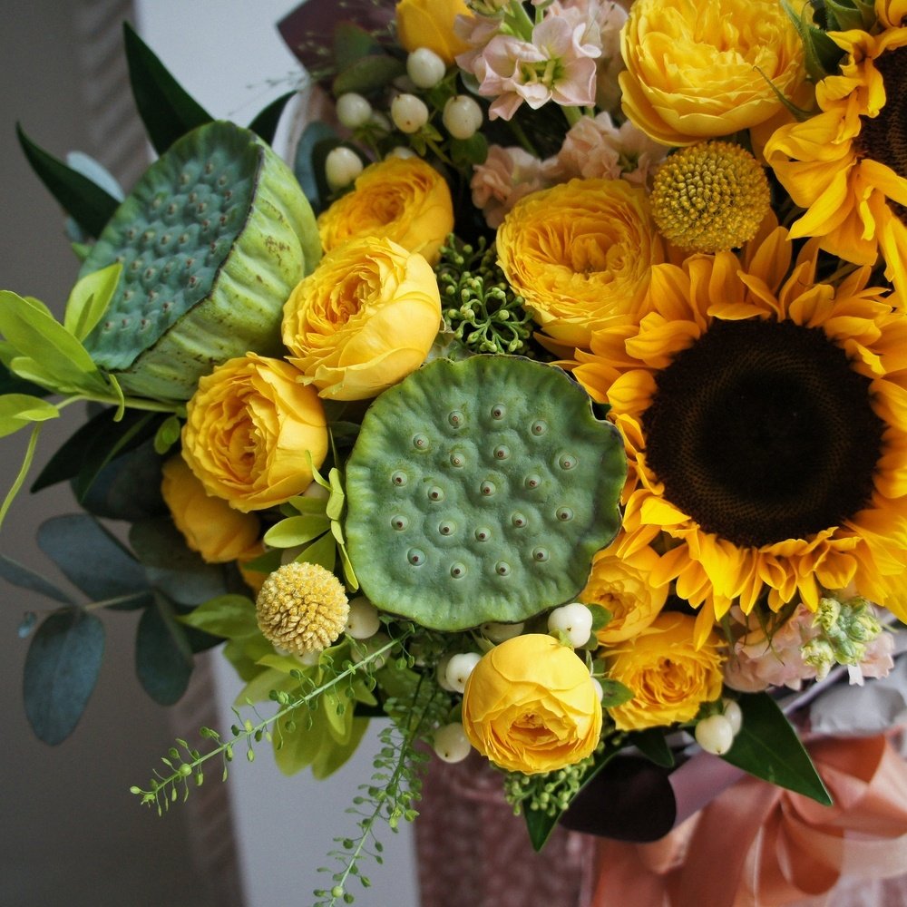 Взволнованная Маргарита: интерьерная композиция в оттенках жёлтого