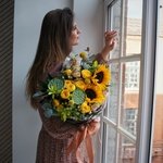 Взволнованная Маргарита: интерьерная композиция в оттенках жёлтого. Доставка цветов в Санкт-Петербурге круглосуточно - Фотография 15 Взволнованная Маргарита: интерьерная композиция в оттенках жёлтого. Доставка цветов в Санкт-Петербурге круглосуточно - Фотография 15