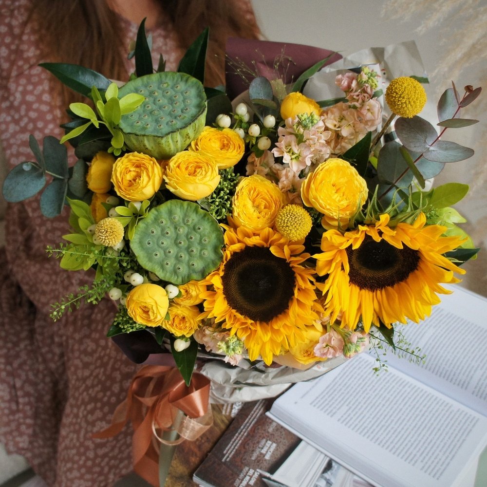 Взволнованная Маргарита: интерьерная композиция в оттенках жёлтого