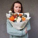 Гести: осенние георгины, фактурная гвоздика и другие цветы в Санкт-Петербурге - Фотография 1