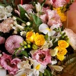 Летняя поляна: ароматная фрезия, ажурная эустома и другие цветы в Санкт-Петербурге - Фотография 6 Летняя поляна: ароматная фрезия, ажурная эустома и другие цветы в Санкт-Петербурге - Фотография 6