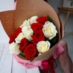 Розы дешево, 15 шт. Цвет: красный и белый. Доставка цветов в Санкт-Петербурге - Фотография 6 Розы дешево, 15 шт. Цвет: красный и белый. Доставка цветов в Санкт-Петербурге - Фотография 6