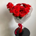 Май Харт: 15 алых роз сорта Нина  в Санкт-Петербурге - Фотография 12