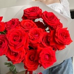 Май Харт: 15 алых роз сорта Нина  в Санкт-Петербурге - Фотография 6