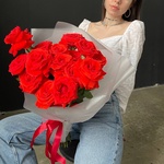 Май Харт: 15 алых роз сорта Нина  в Санкт-Петербурге - Фотография 18