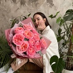 Дыхание Парижа: пионовидные розы Пинк Экспрешн и эвкалипт  в Санкт-Петербурге  - Фотография 15 Дыхание Парижа: пионовидные розы Пинк Экспрешн и эвкалипт  в Санкт-Петербурге  - Фотография 15