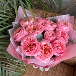 Дыхание Парижа: пионовидные розы Пинк Экспрешн и эвкалипт  в Санкт-Петербурге  - Фотография 3 Дыхание Парижа: пионовидные розы Пинк Экспрешн и эвкалипт  в Санкт-Петербурге  - Фотография 3