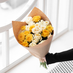 Розы дешево, 25 штук. Цвет: белый и жёлтый. Доставка круглосуточно в Санкт-Петербурге - Фотография 3