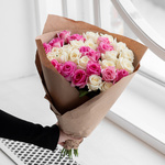 Розы дешево, 31 шт. Цвет: белый и розовый. Доставка круглосуточно в Санкт-Петербурге - Фотография 3