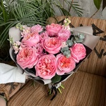 Ты моя лапочка: пионовидные розы и ароматная маттиола в Санкт-Петербурге - Фотография 6 Ты моя лапочка: пионовидные розы и ароматная маттиола в Санкт-Петербурге - Фотография 6