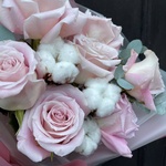 Лила: фактурная роза Фейт и соцветия хлопка в Санкт-Петербурге - Фотография 3