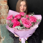 Коралловые рифы: пионовидная роза и ароматный эвкалипт в Санкт-Петербурге - Фотография 1