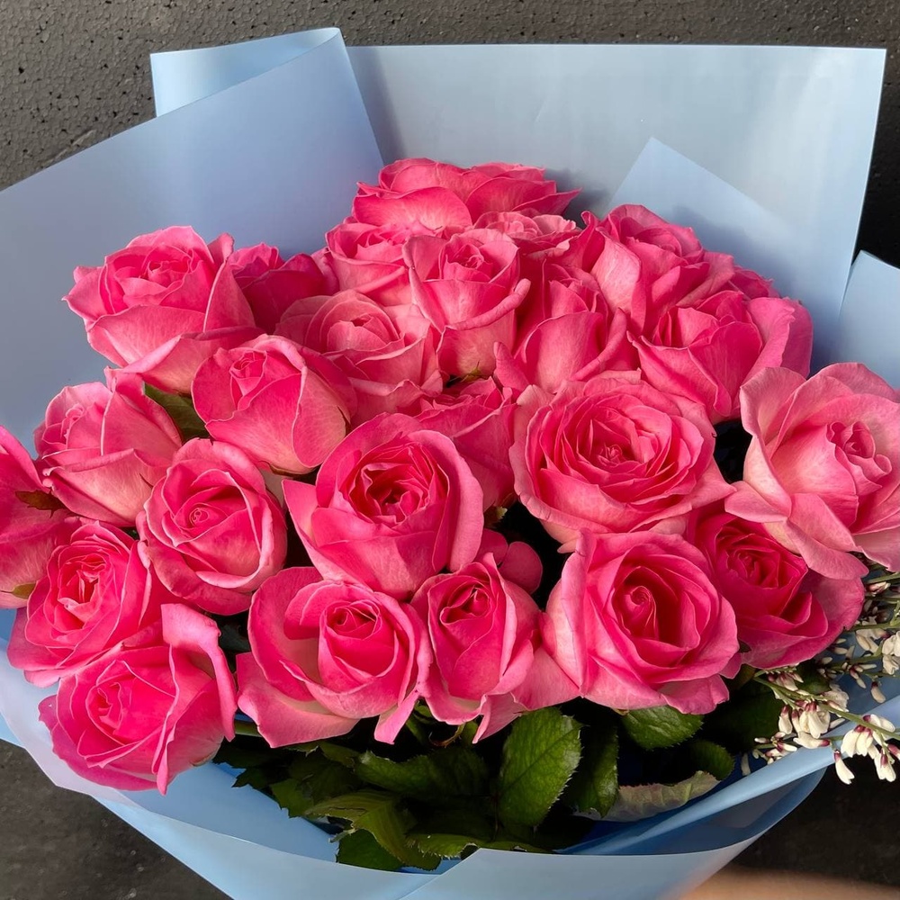 Феличита: 25 розовых роз