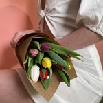 Букет тюльпанов с доставкой в Санкт-Петербурге - Фотография 6