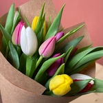 Букет тюльпанов с доставкой в Санкт-Петербурге - Фотография 1